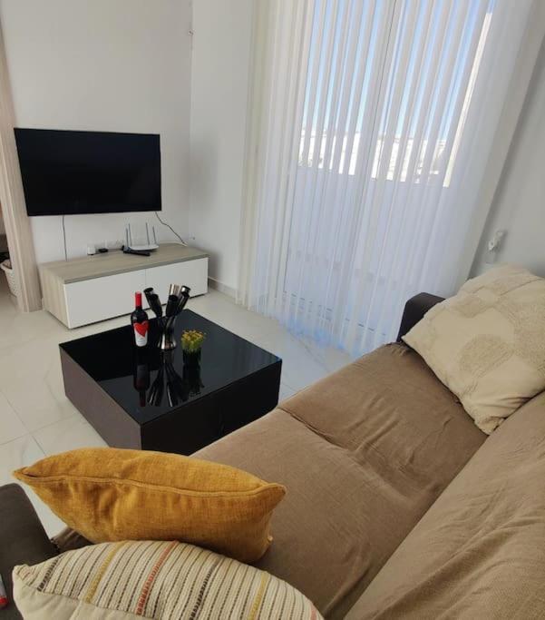 Cozy Penthouse In Central Malta Apartman Balzan Kültér fotó