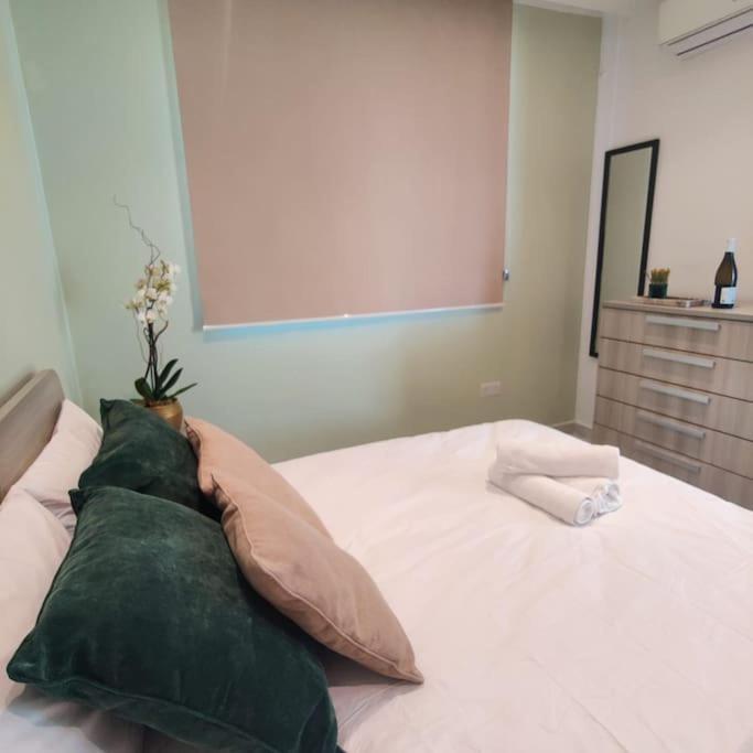 Cozy Penthouse In Central Malta Apartman Balzan Kültér fotó