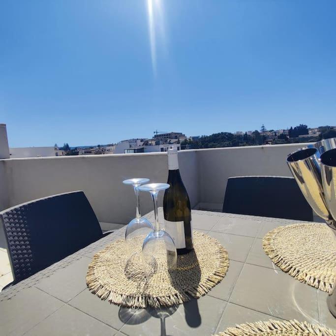 Cozy Penthouse In Central Malta Apartman Balzan Kültér fotó